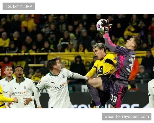 拜仁官方确认：穆西亚拉因肌肉疲劳缺席本轮对阵门兴的比赛